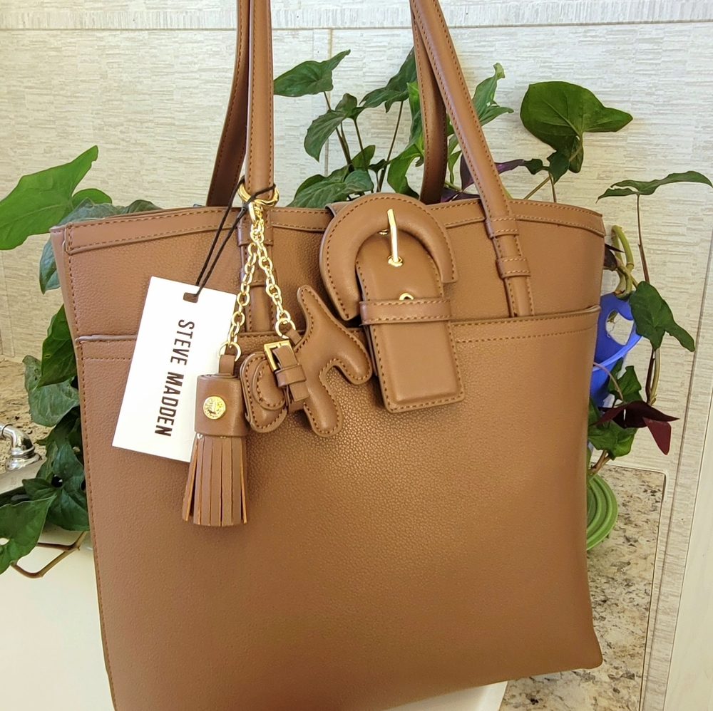 Unique Steve Madden Puppy Dog Bag Charm Nutshell Large Tote